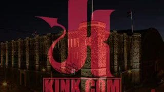 Hottie Sweety Krissie Dee Shows Off Her Tits